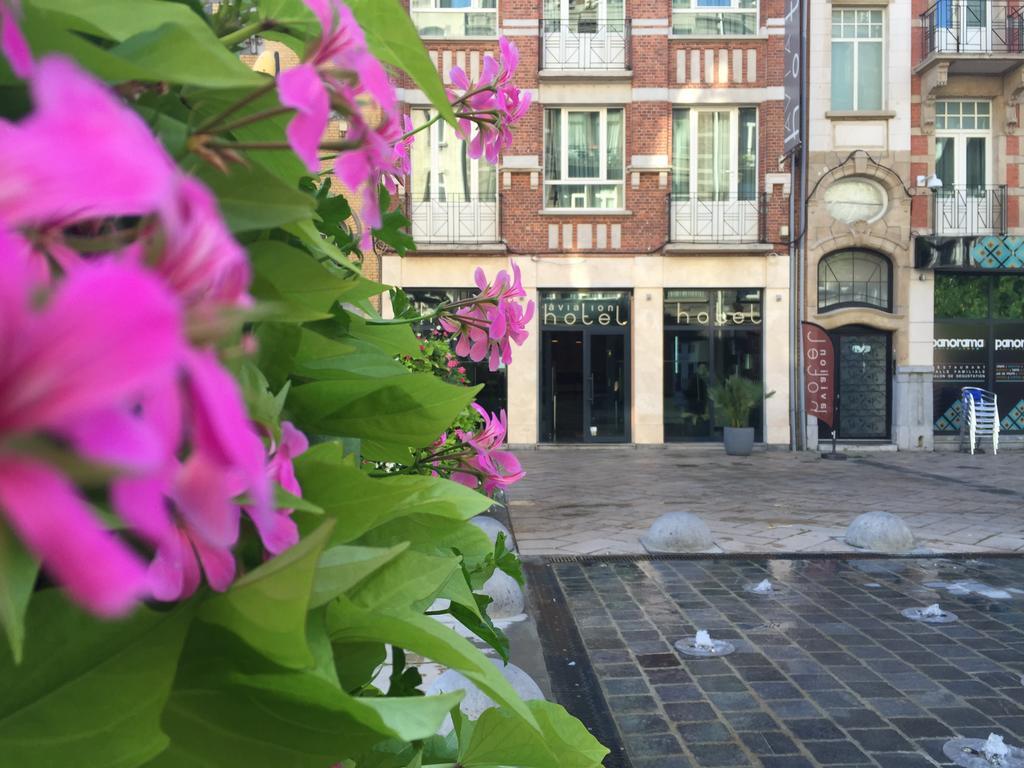 Es Hostel Saint-Gilles Bagian luar foto